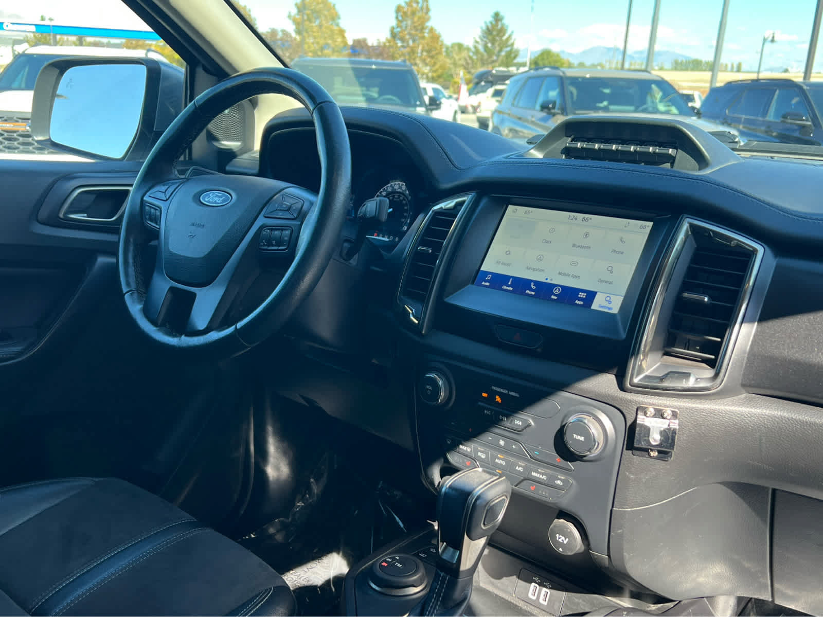 Certified 2023 Ford Ranger Lariat w/ Tremor Off-Road Package AWD/4WD image 16