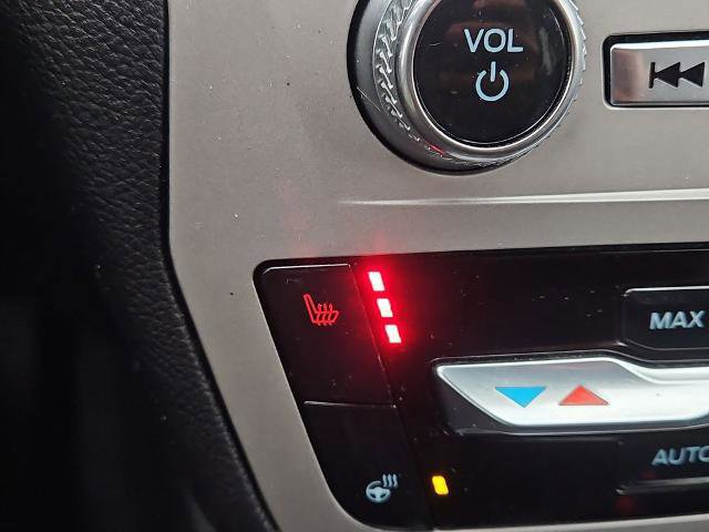 Certified 2022 Ford Explorer XLT w/ Equipment Group 202A image 17