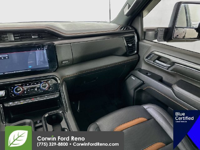Used 2024 GMC Sierra 2500 AT4 w/ AT4 Premium Plus Package AWD/4WD image 29