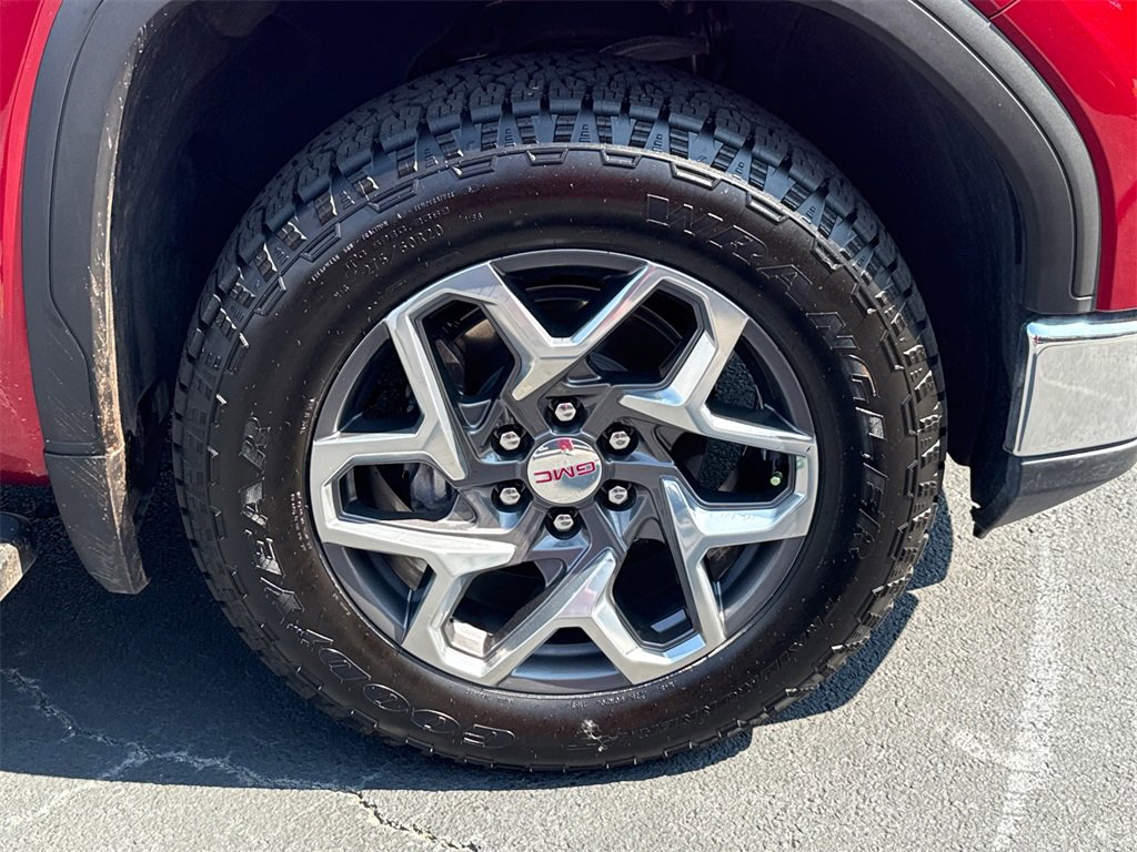 Used 2023 GMC Sierra 1500 SLT w/ SLT Premium Package image 12