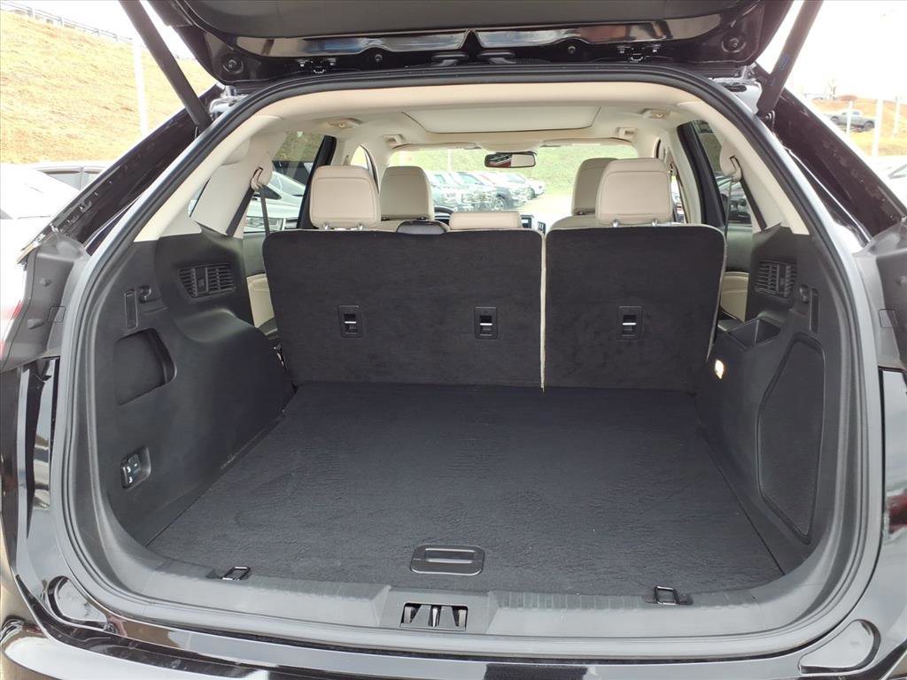 Certified 2024 Ford Edge Titanium w/ Equipment Group 301A image 10