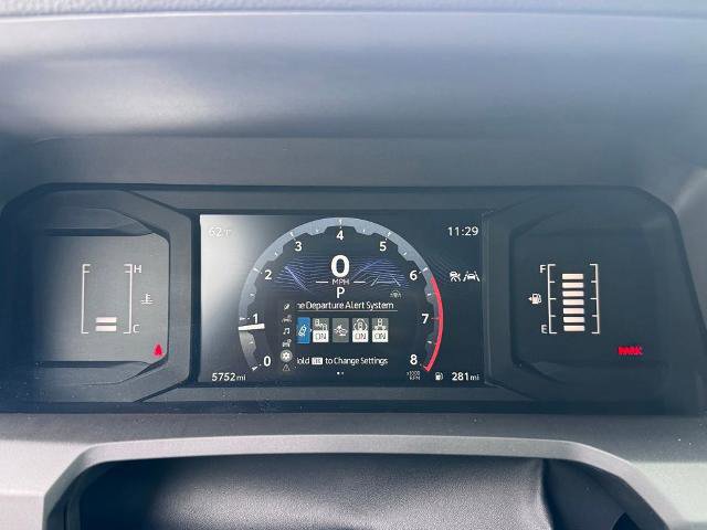 Used 2025 Toyota Tacoma SR5 image 15