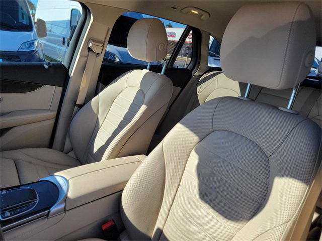 Used 2021 Mercedes-Benz GLC 300 image 18