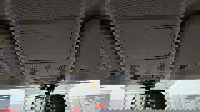 Certified 2022 Ford EcoSport SE image 30