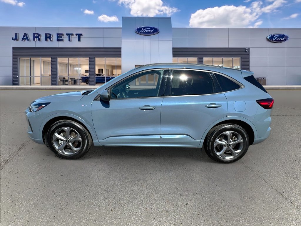Certified 2023 Ford Escape ST-Line Select w/ Tech Pack #1 AWD/4WD image 4