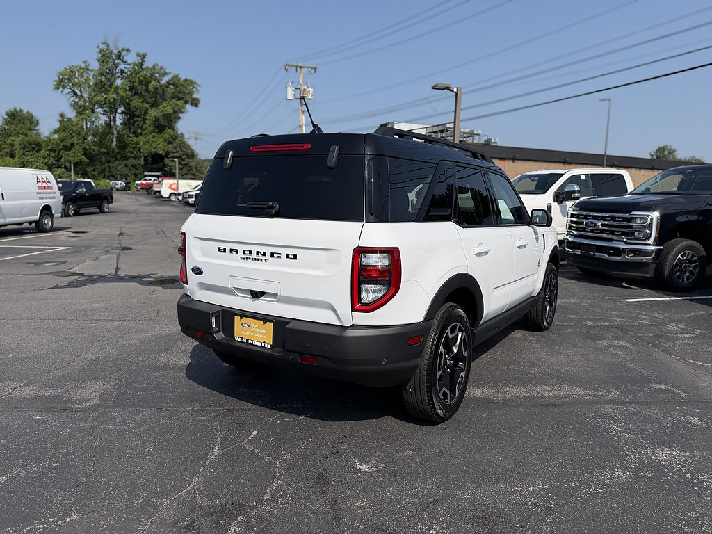 Certified 2024 Ford Bronco Sport Outer Banks w/ Tech Package AWD/4WD image 8