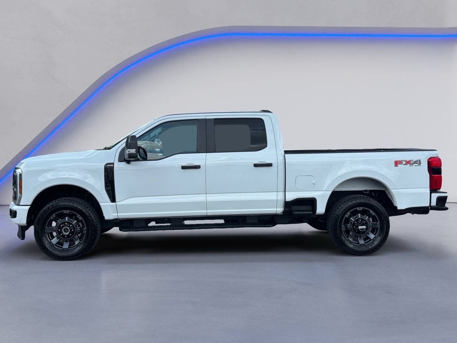 Certified 2025 Ford F250 XL w/ STX Appearance Package AWD/4WD image 7