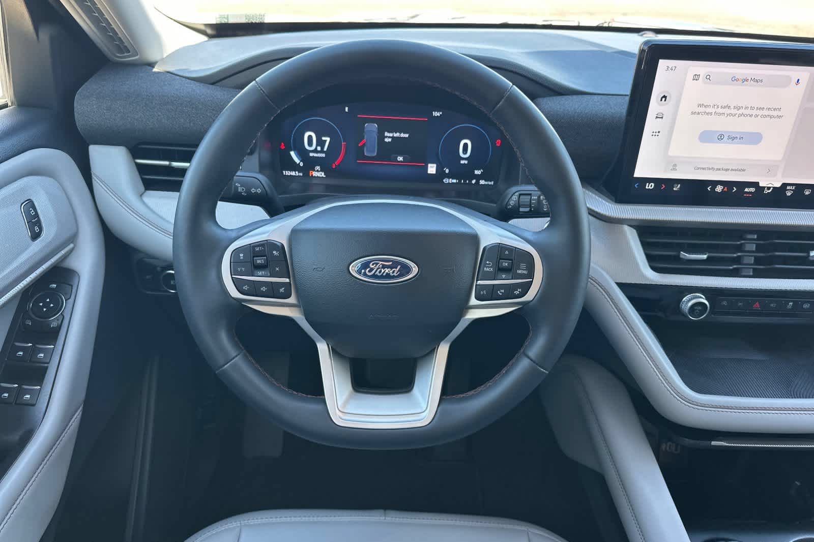 Certified 2025 Ford Explorer Active w/ Active Comfort Package AWD/4WD image 15