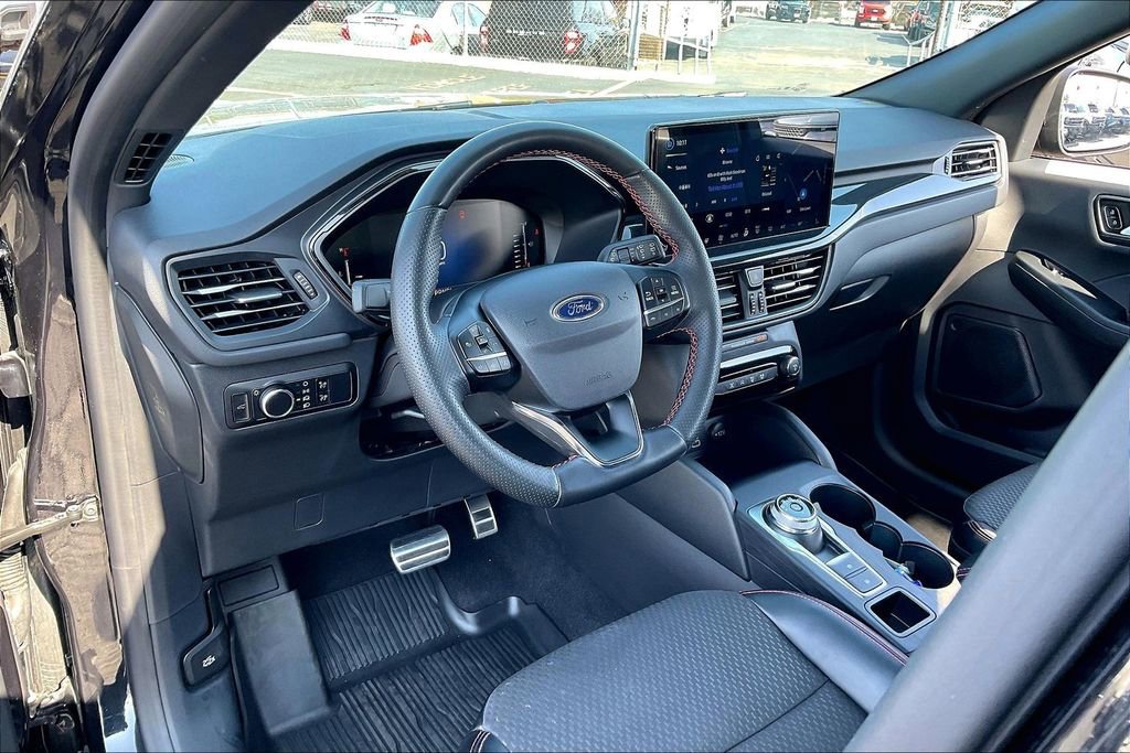 Certified 2024 Ford Escape ST-Line w/ Tech Pack #1 image 12