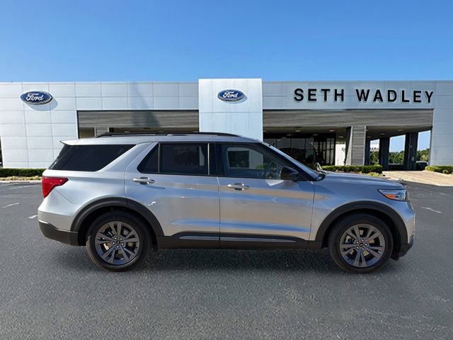 Certified 2024 Ford Explorer XLT w/ Equipment Group 202A image 8