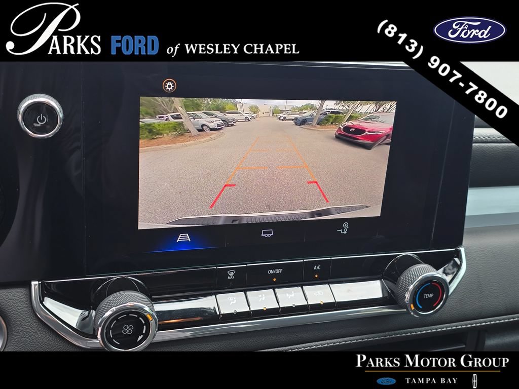 Used 2024 Chevrolet Colorado LT RWD image 21