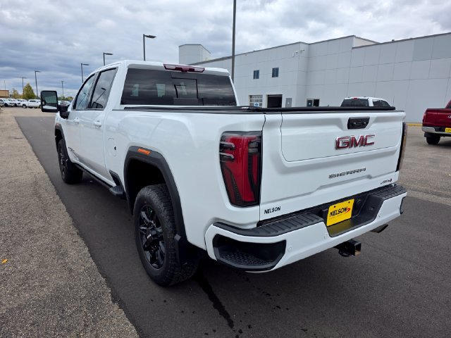 Used 2024 GMC Sierra 2500 AT4 w/ AT4 Premium Plus Package AWD/4WD image 13