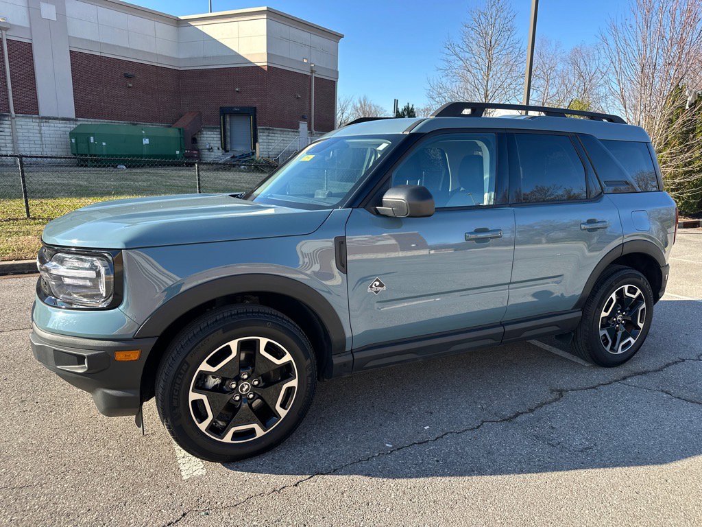 Certified 2023 Ford Bronco Sport Outer Banks image 2