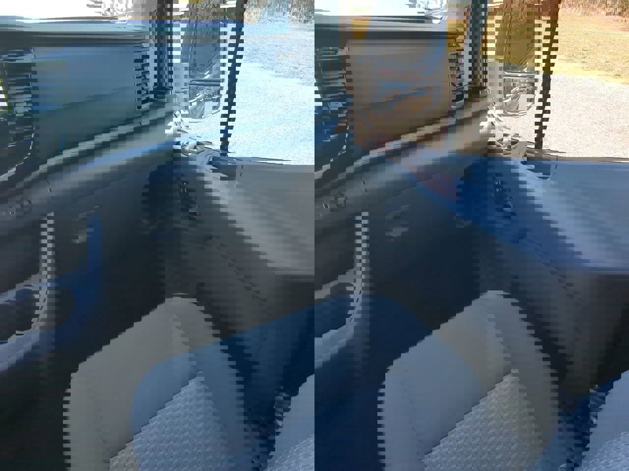 Certified 2024 Ford Transit 350 XLT image 15