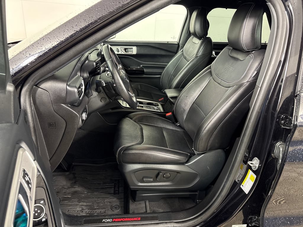 Certified 2023 Ford Explorer ST w/ Equipment Group 401A AWD/4WD image 30