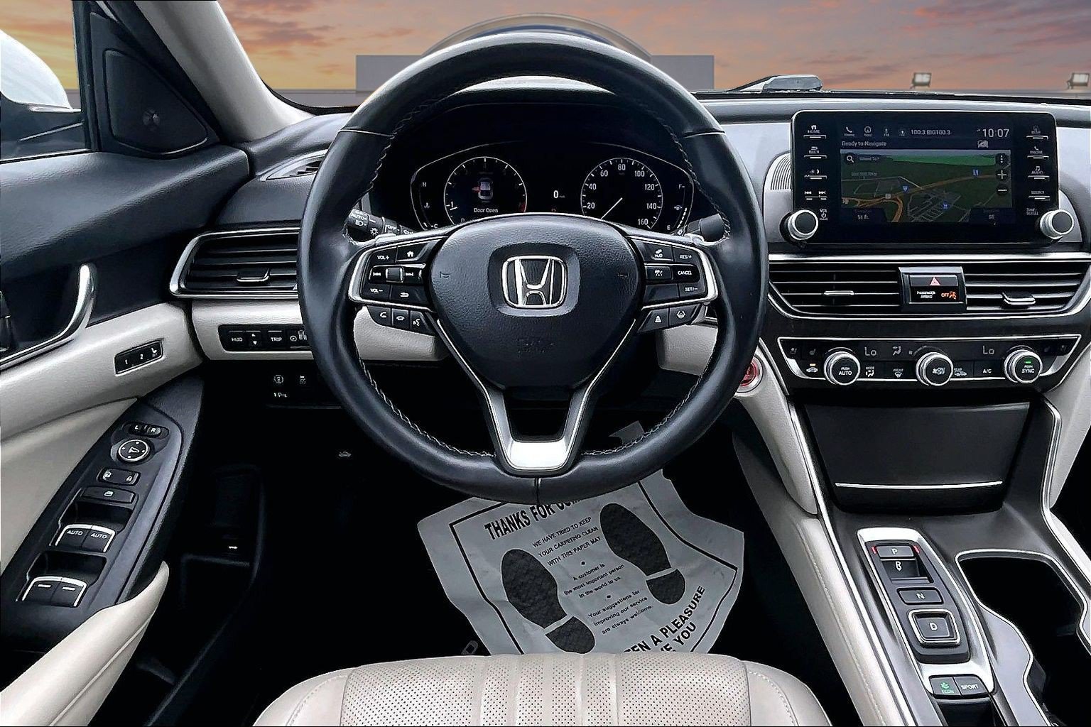 Used 2021 Honda Accord Touring image 5