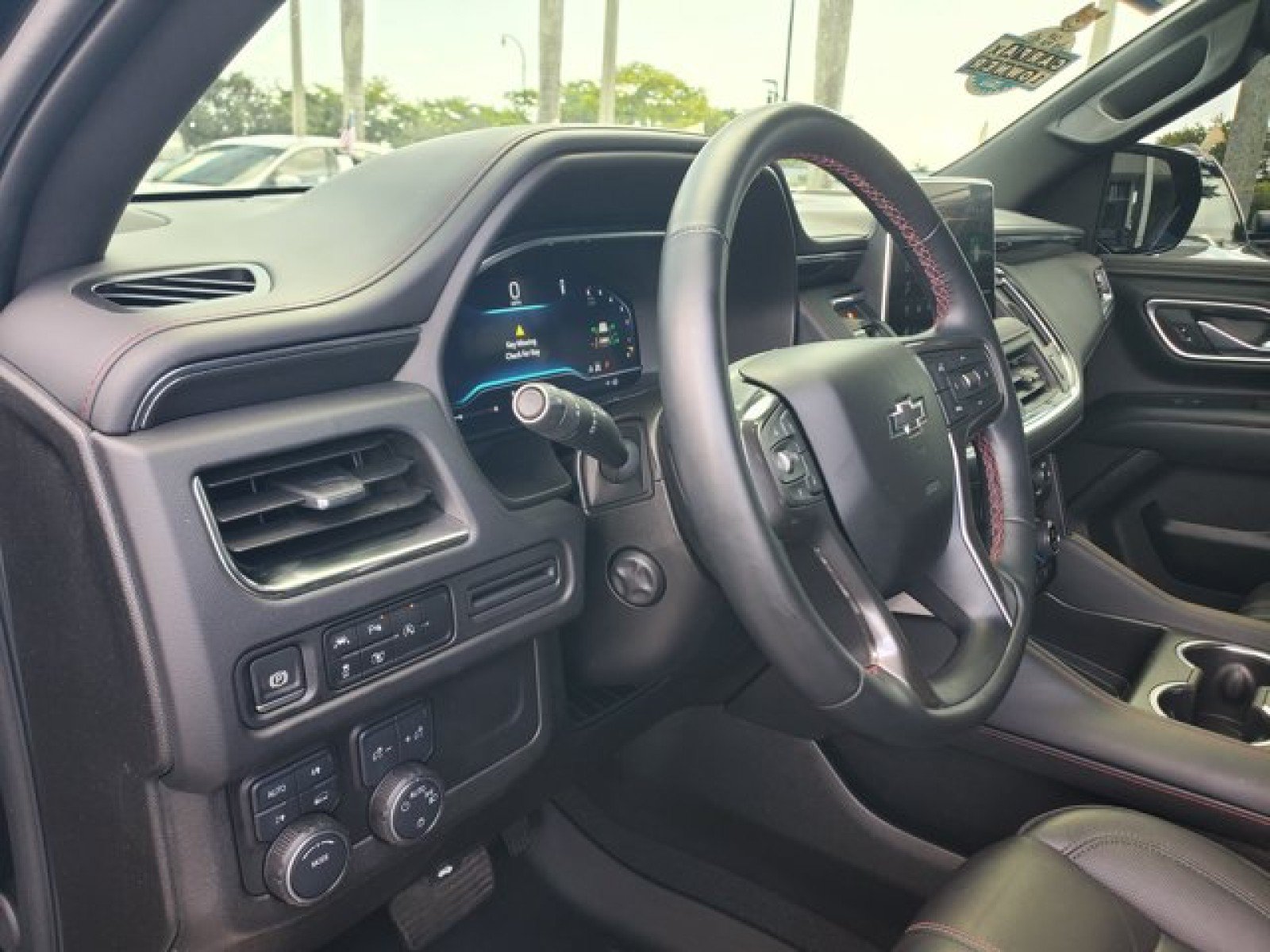 Used 2024 Chevrolet Suburban RST w/ Luxury Package AWD/4WD image 10