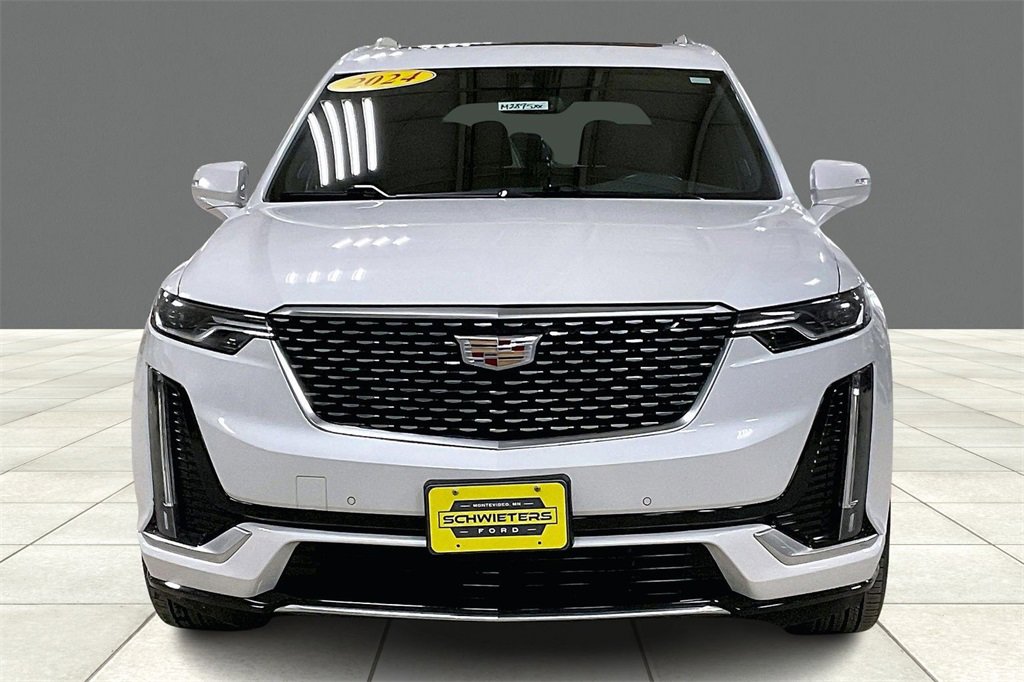 Used 2024 Cadillac XT6 Premium Luxury image 3