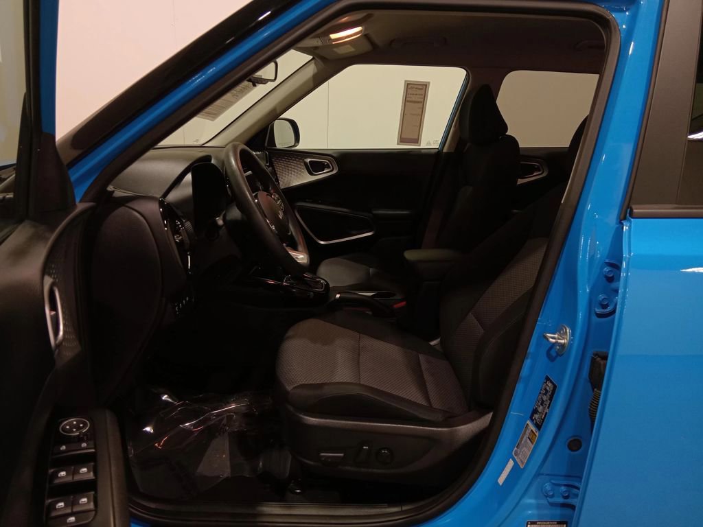 Used 2024 Kia Soul S image 19