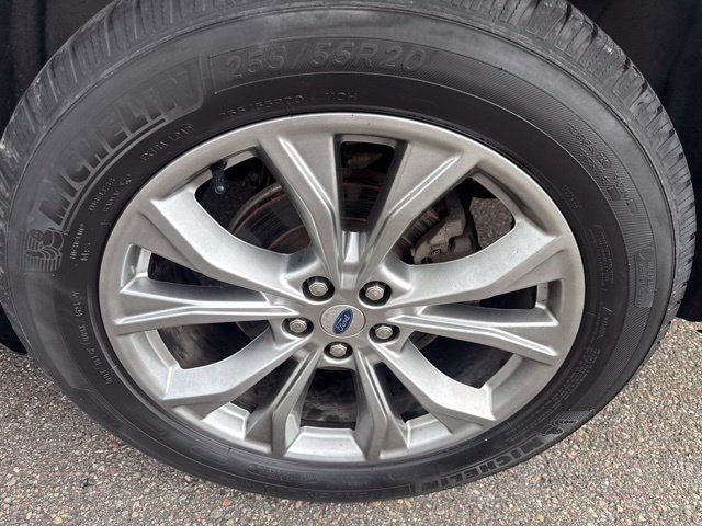 Certified 2020 Ford Explorer XLT w/ Equipment Group 202A AWD/4WD image 11