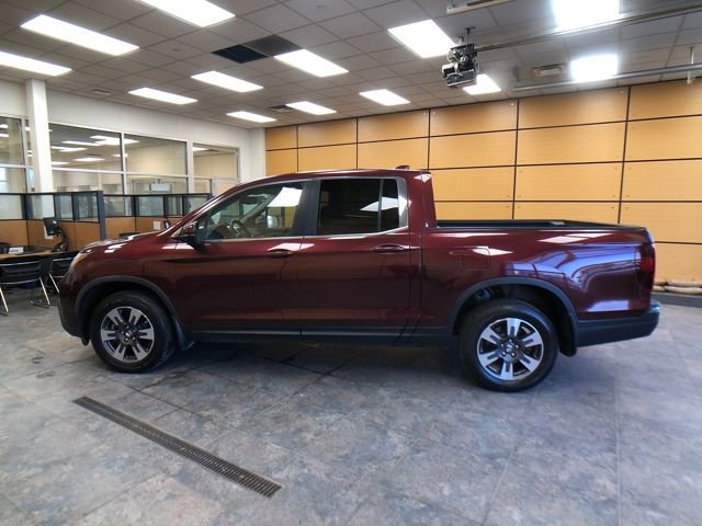 Used 2017 Honda Ridgeline RTL-T image 2