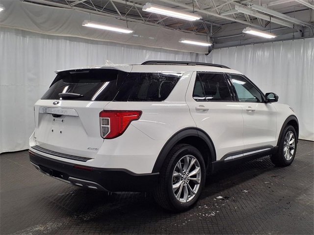 Certified 2023 Ford Explorer XLT w/ Equipment Group 202A image 4