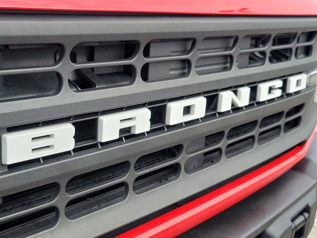 Certified 2023 Ford Bronco Black Diamond image 7