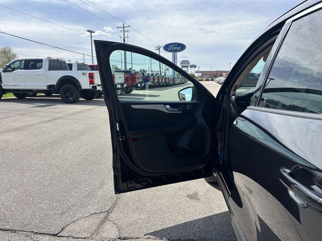 Certified 2020 Ford Escape SEL AWD/4WD image 12