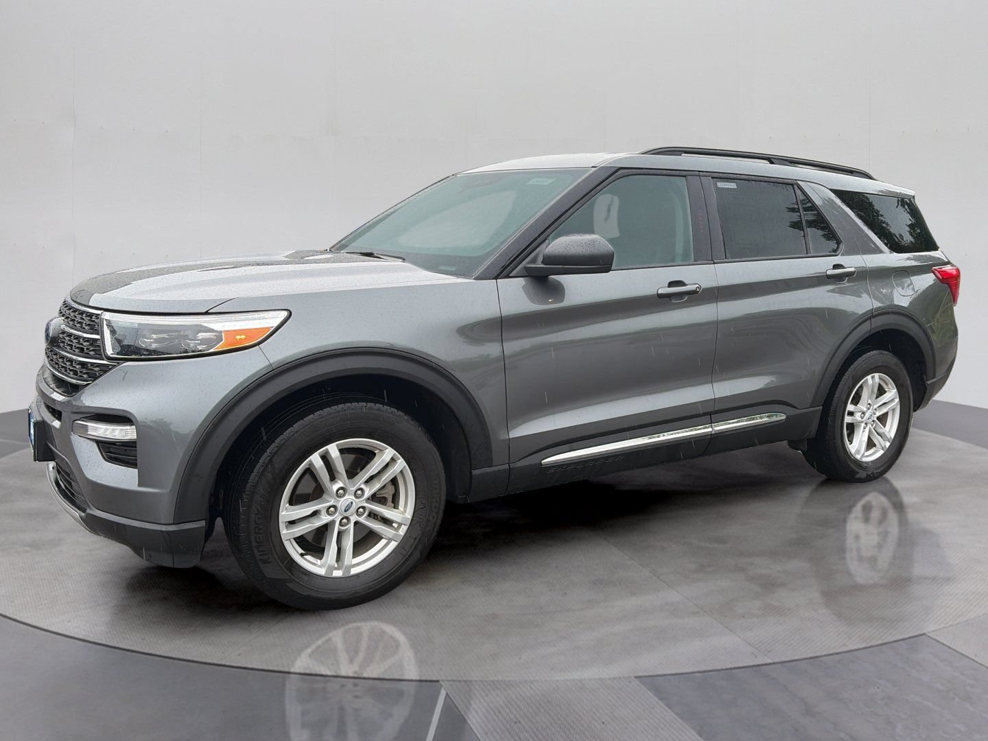 Certified 2023 Ford Explorer XLT w/ Equipment Group 202A