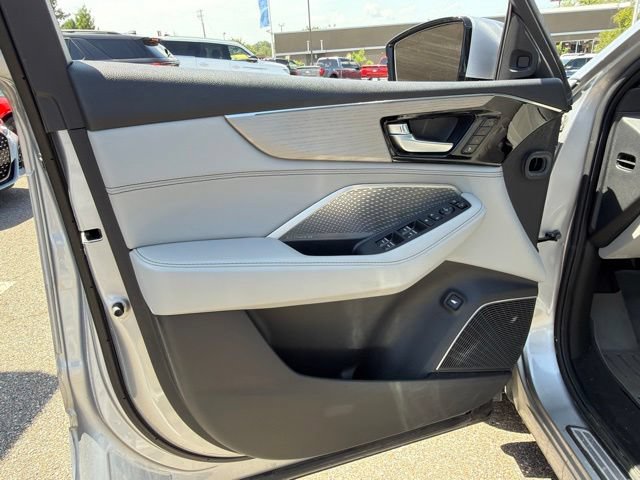 Used 2022 Acura MDX SH-AWD w/ Advance Package image 8