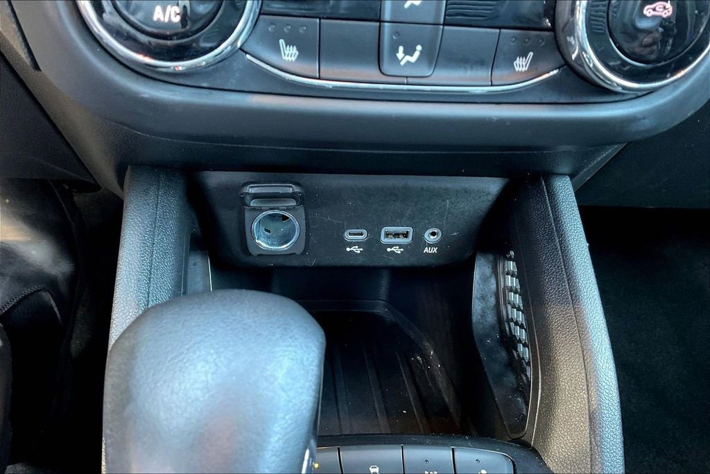 Used 2023 Chevrolet TrailBlazer RS w/ Convenience Package image 16