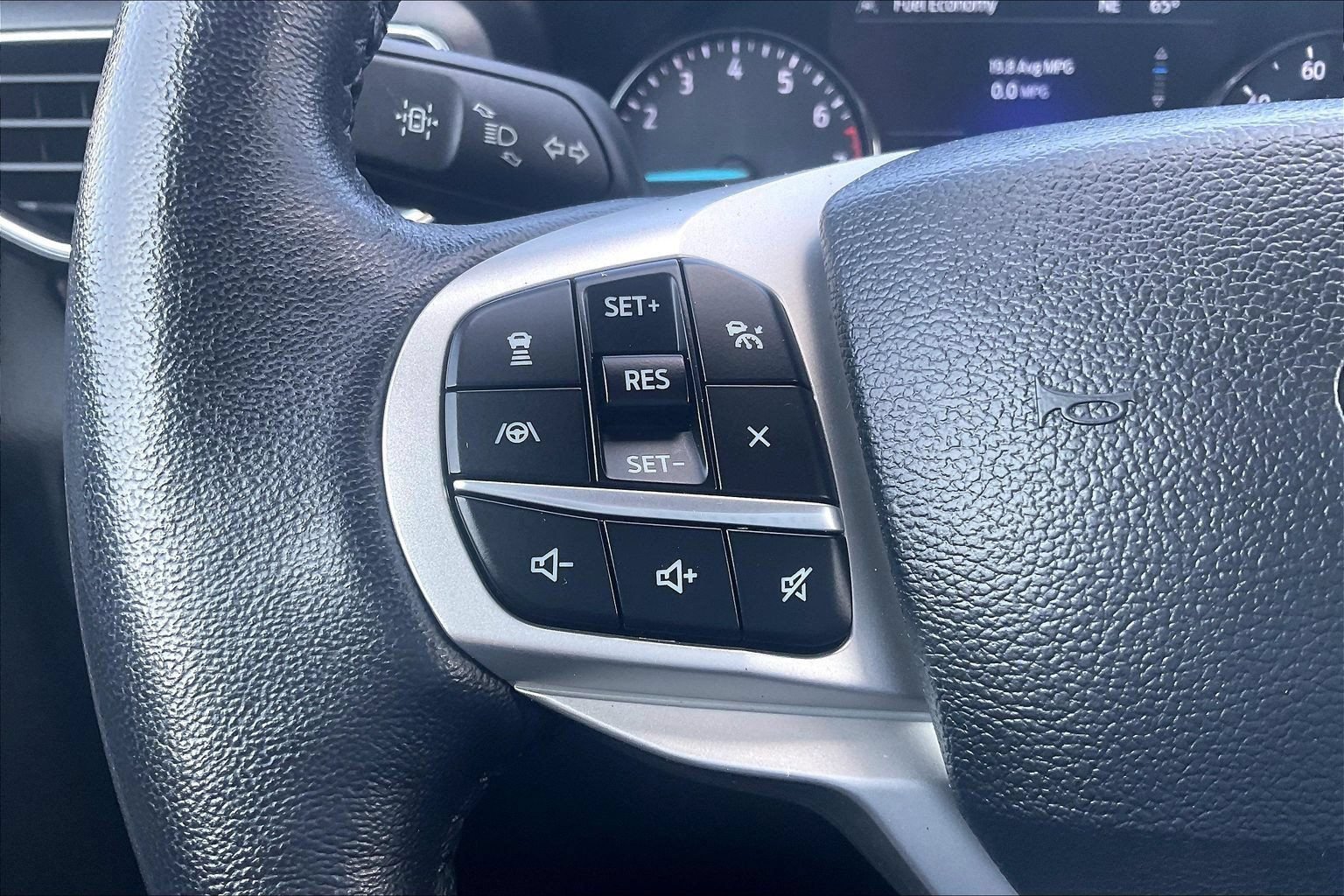 Certified 2023 Ford Explorer Limited AWD/4WD image 20