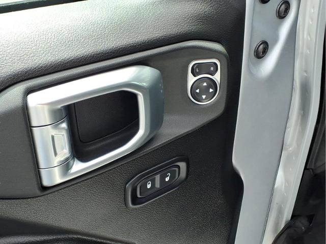 Used 2024 Jeep Wrangler Unlimited Sport AWD/4WD image 16