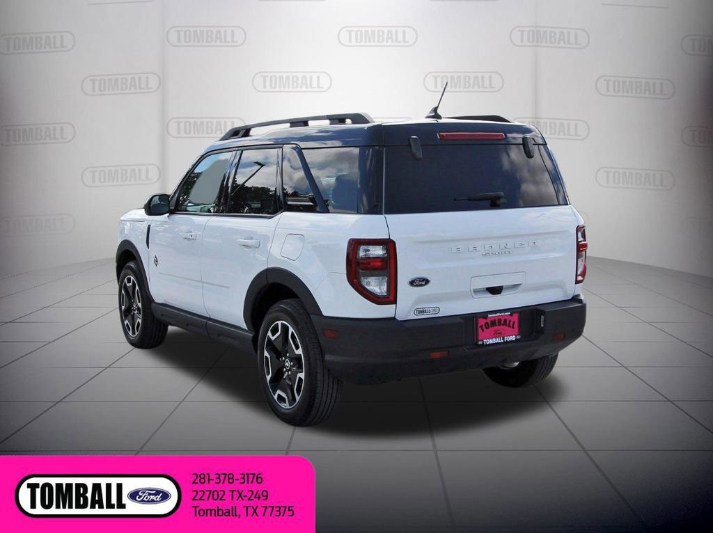 Certified 2024 Ford Bronco Sport Outer Banks w/ Tech Package image 3