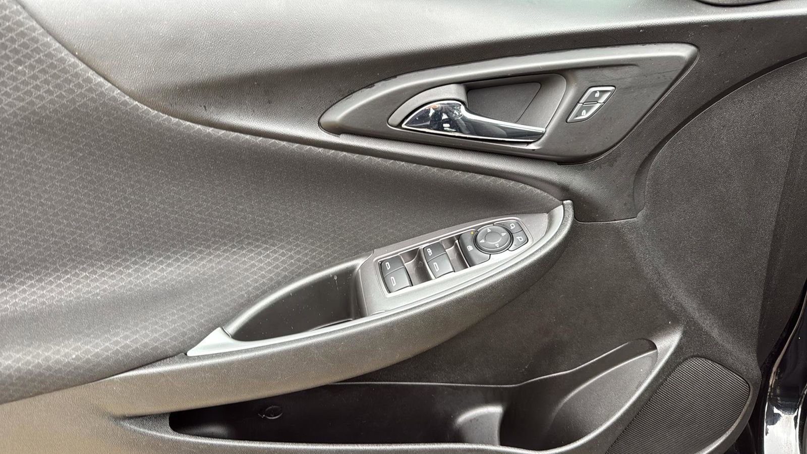 Used 2023 Chevrolet Malibu LT image 12