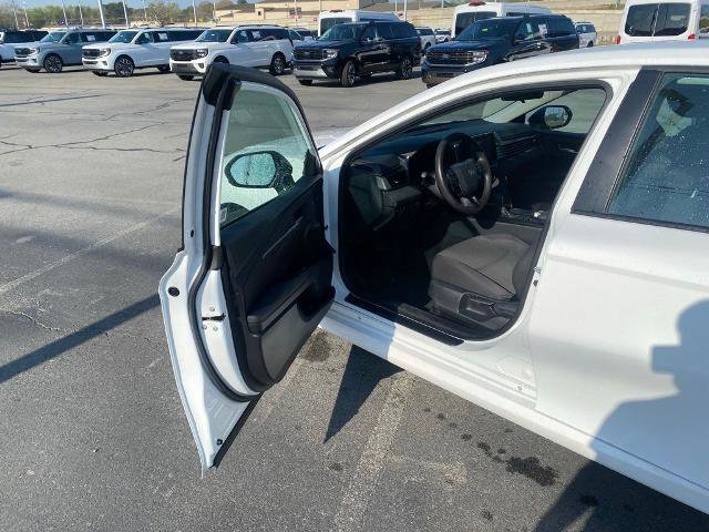 Used 2025 Toyota Camry LE FWD image 10