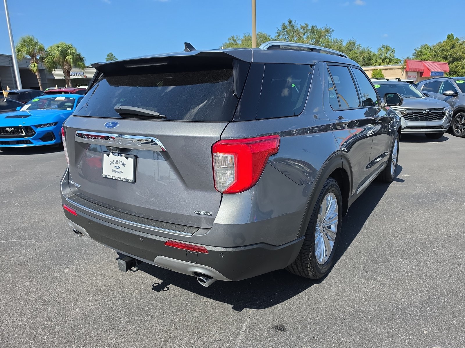 Certified 2021 Ford Explorer Limited w/ Hybrid Equipment Group 310A RWD image 5