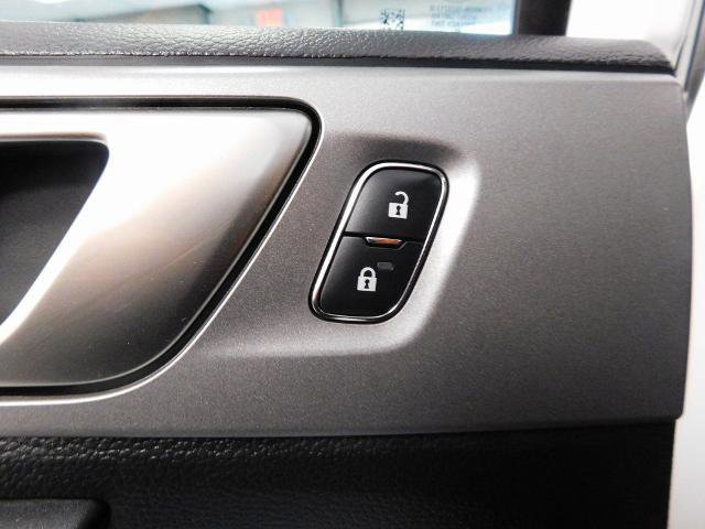 Certified 2019 Ford Ranger XLT w/ Equipment Group 302A Luxury image 40