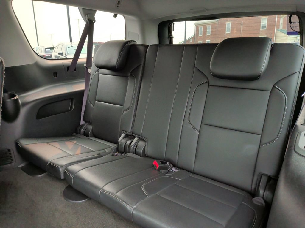 Used 2017 Chevrolet Suburban LT AWD/4WD image 18
