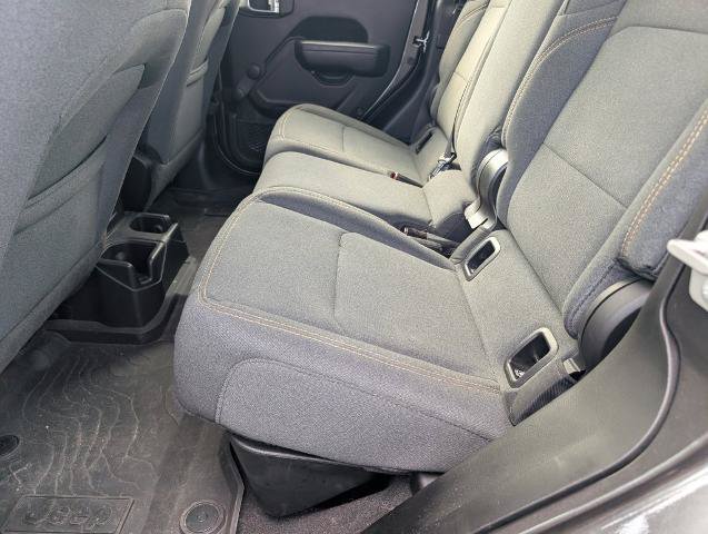 Used 2024 Jeep Gladiator Sport AWD/4WD image 7