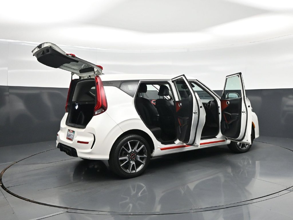 Used 2021 Kia Soul Turbo FWD image 6