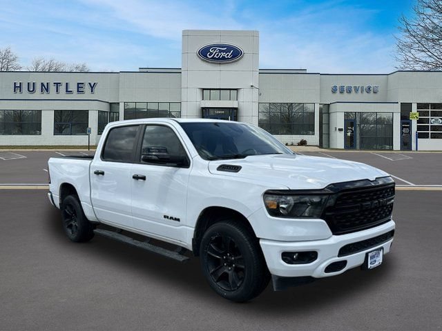 Used 2024 RAM 1500 Big Horn AWD/4WD image 3