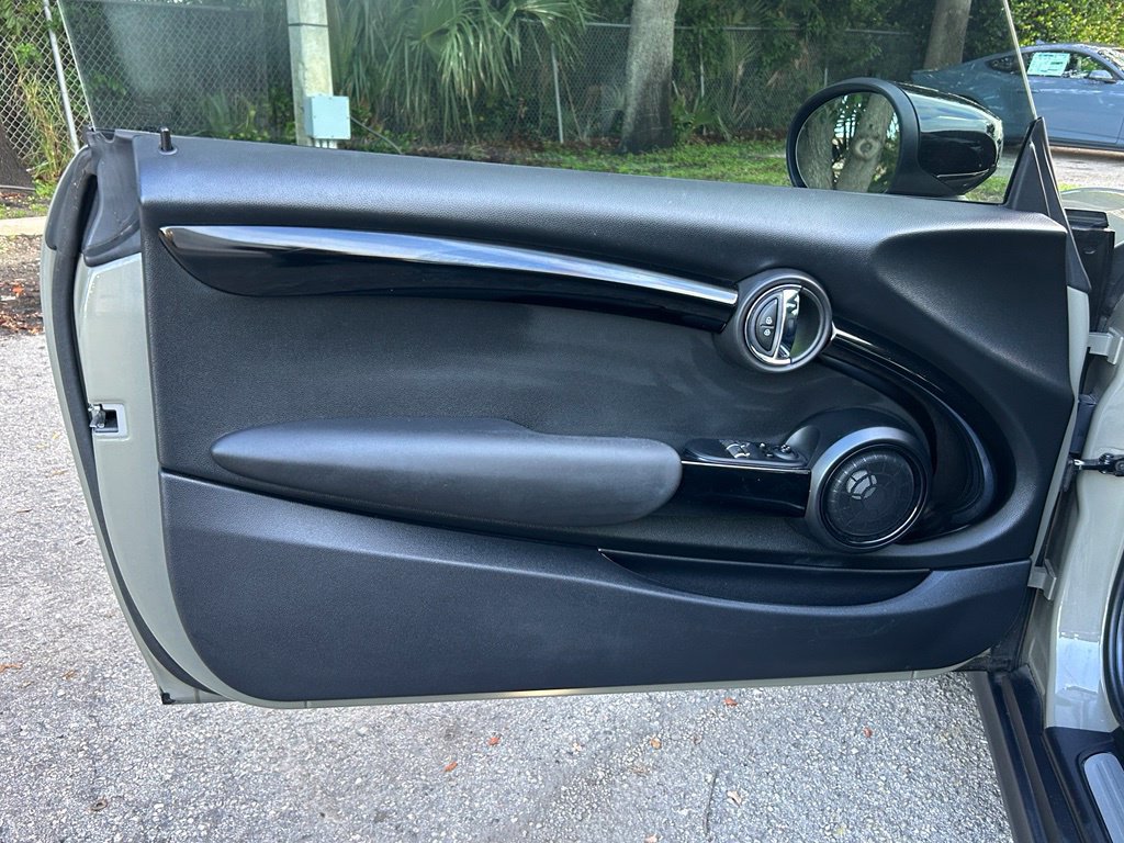 Used 2020 MINI Cooper S w/ Premium Package FWD image 36