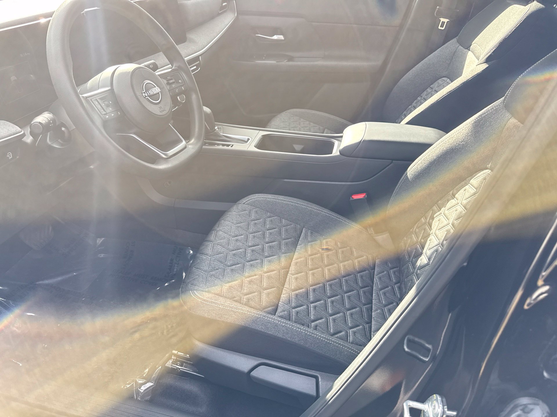 Used 2025 Nissan Kicks SV FWD image 12