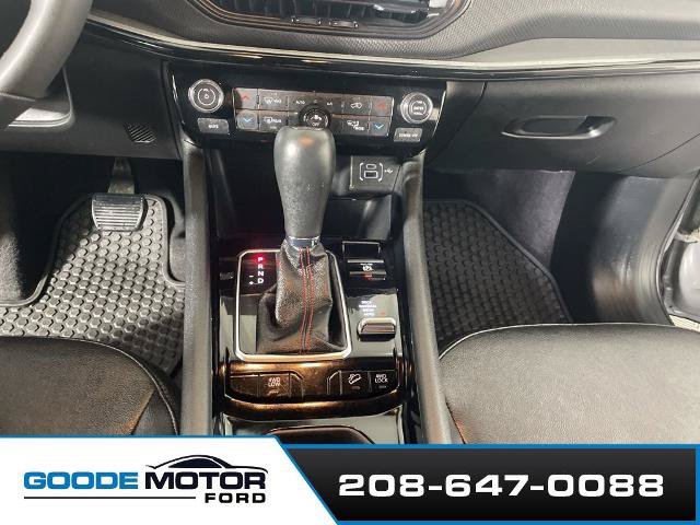 Used 2024 Jeep Compass Trailhawk AWD/4WD image 17