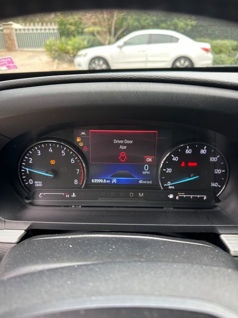 Certified 2020 Ford Explorer XLT w/ Equipment Group 202A image 22