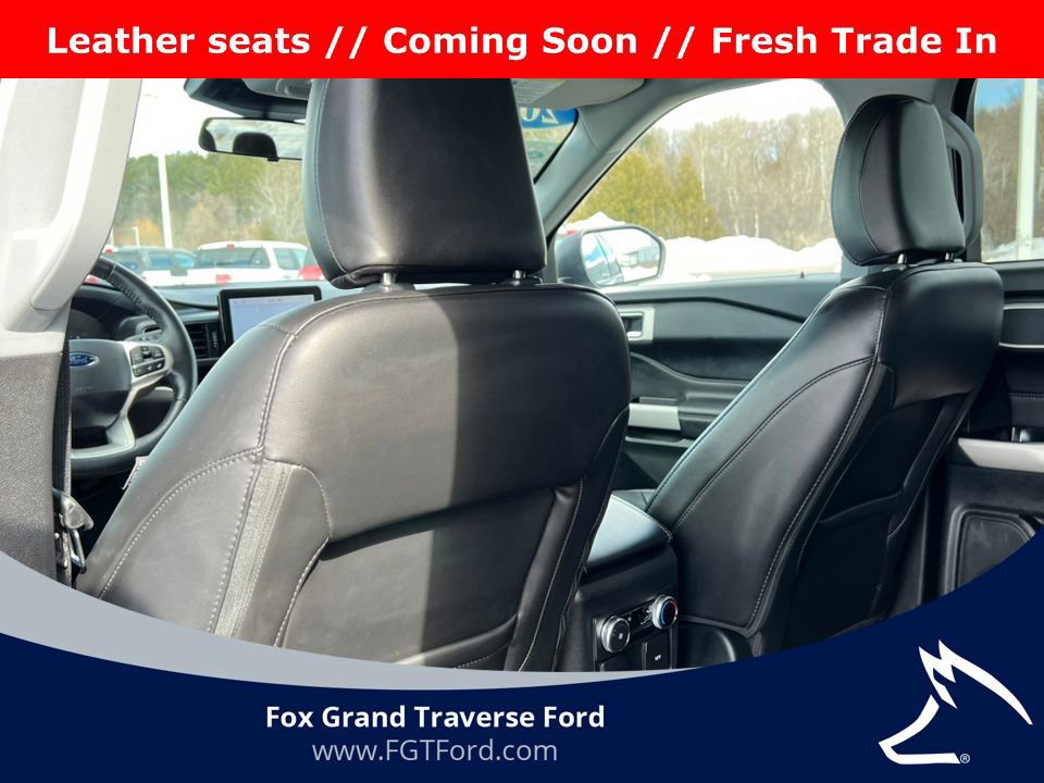 Certified 2022 Ford Explorer XLT w/ Equipment Group 202A image 38