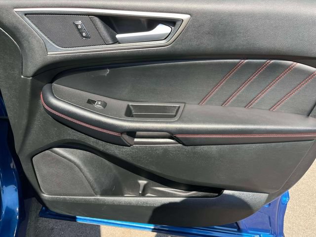 Certified 2024 Ford Edge ST-Line AWD/4WD image 23