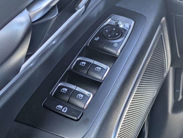 Used 2025 Kia Telluride LX image 24