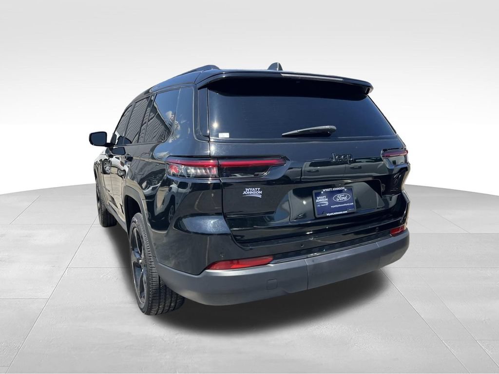 Used 2023 Jeep Grand Cherokee L Laredo AWD/4WD image 6